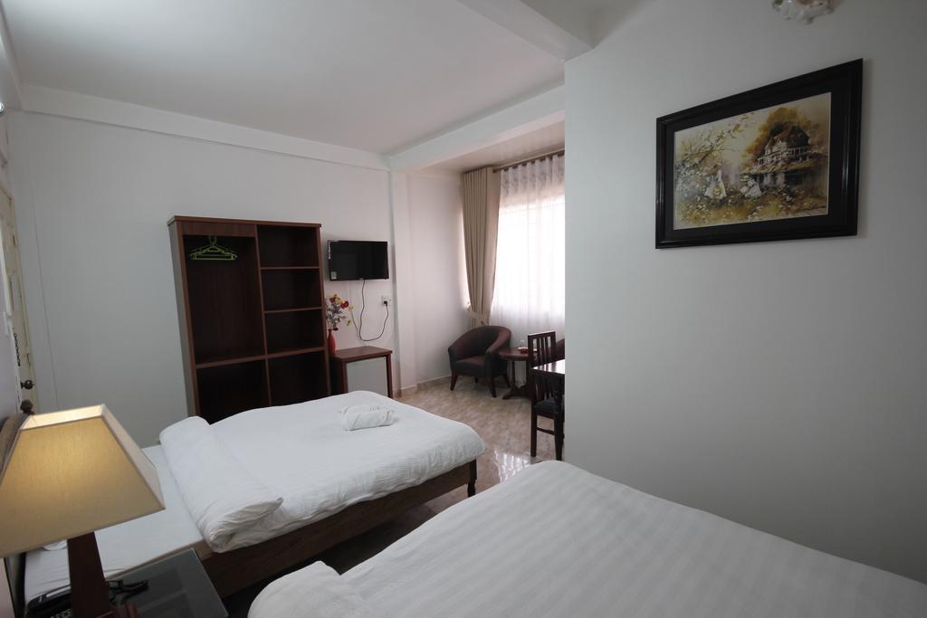 Binh Yen Hotel Da Lat Exterior photo