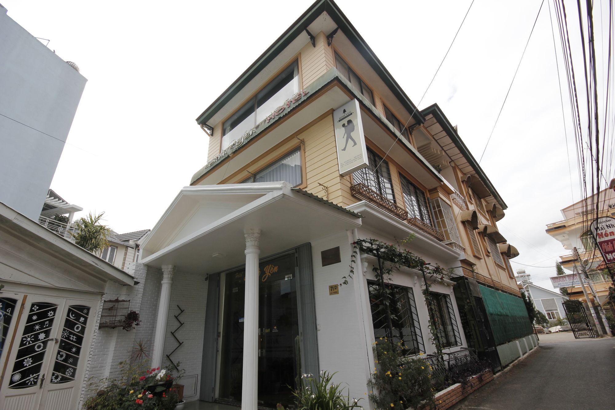 Binh Yen Hotel Da Lat Exterior photo